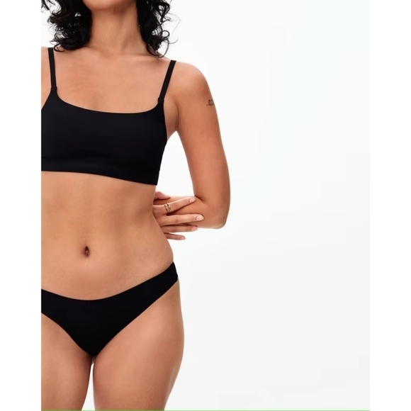 Everlane Underwear Womens XS Black The Renew Thong Seamless Panties Invisible - Picture 1 of 9